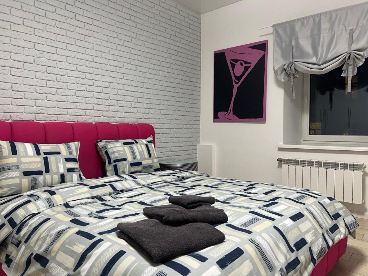 2-Room Luxury Apartment In The Center Киев Экстерьер фото