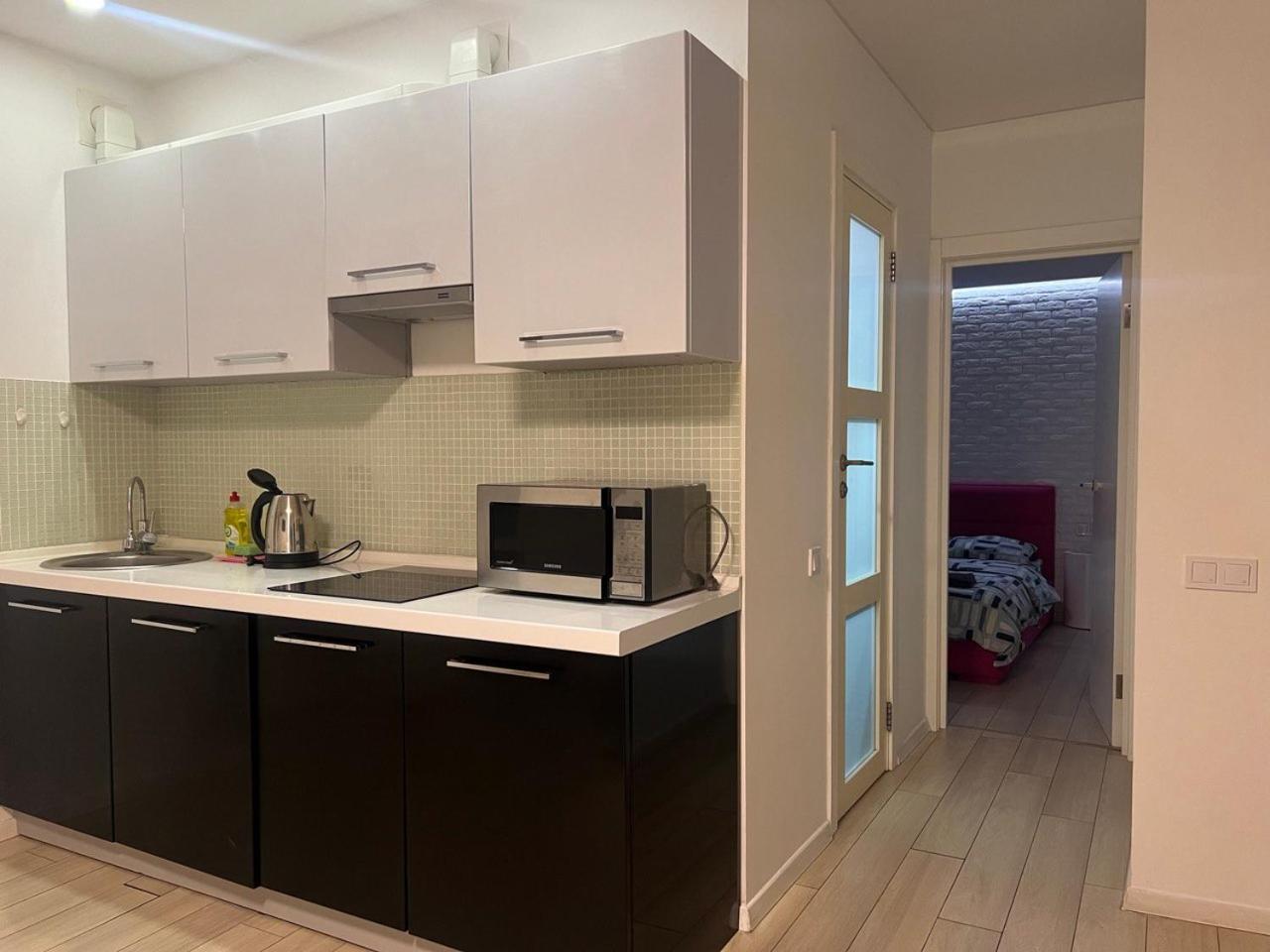 2-Room Luxury Apartment In The Center Киев Экстерьер фото